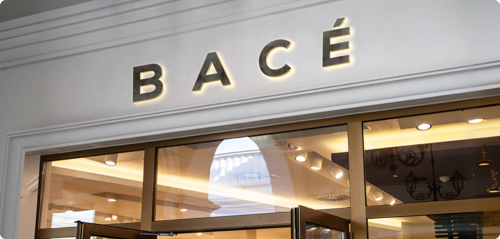 Bacé